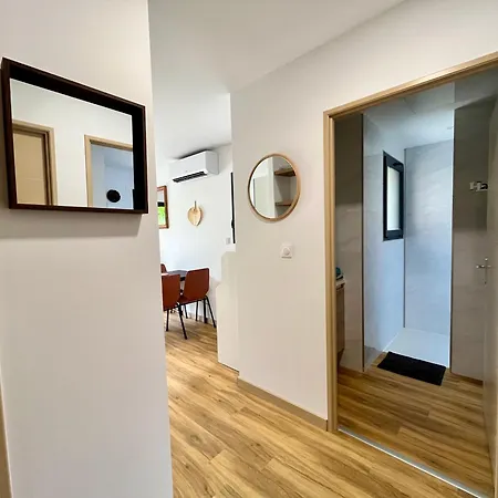 Apartment Le Parme' Nid - 3 Lits Avec Terrasse Et Clim