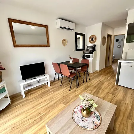 Le Parme' Nid - 3 Lits Avec Terrasse Et Clim Apartment *