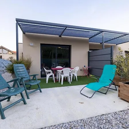 Le Parme' Nid - 3 Lits Avec Terrasse Et Clim Beaucroissant